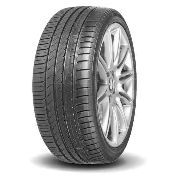 ROADCLAW EX30 TIRES